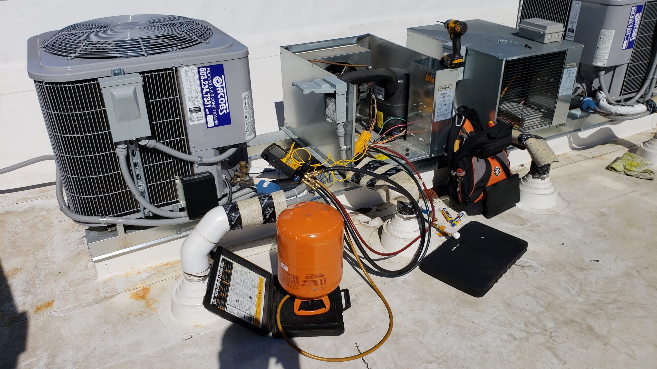Rox Services Have The Expertise To Offer Reliable Commercial Walk-In Cooler Repair Solutions On Time.