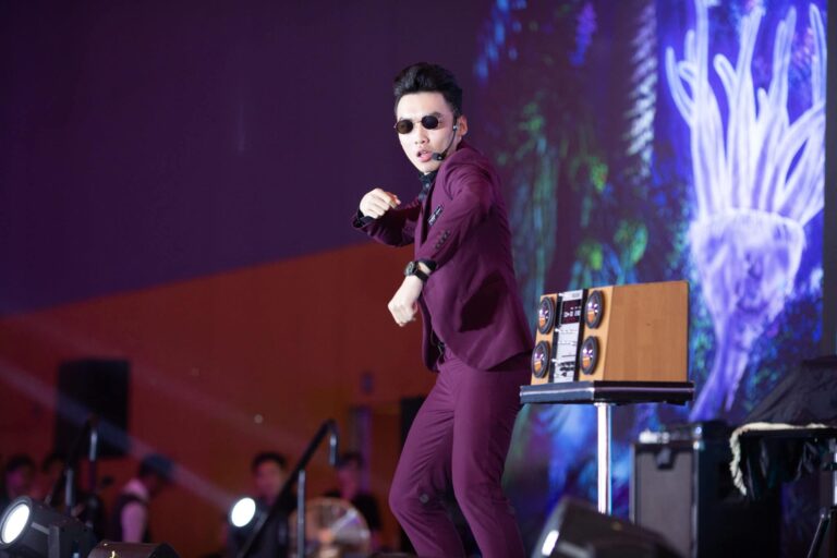 Transform Your Corporate Gatherings with TK Jiang: The Foremost Digital Illusionist in Asia Pacific Transform Your Corporate Gatherings with TK Jiang: The Foremost Digital Illusionist in Asia Pacific