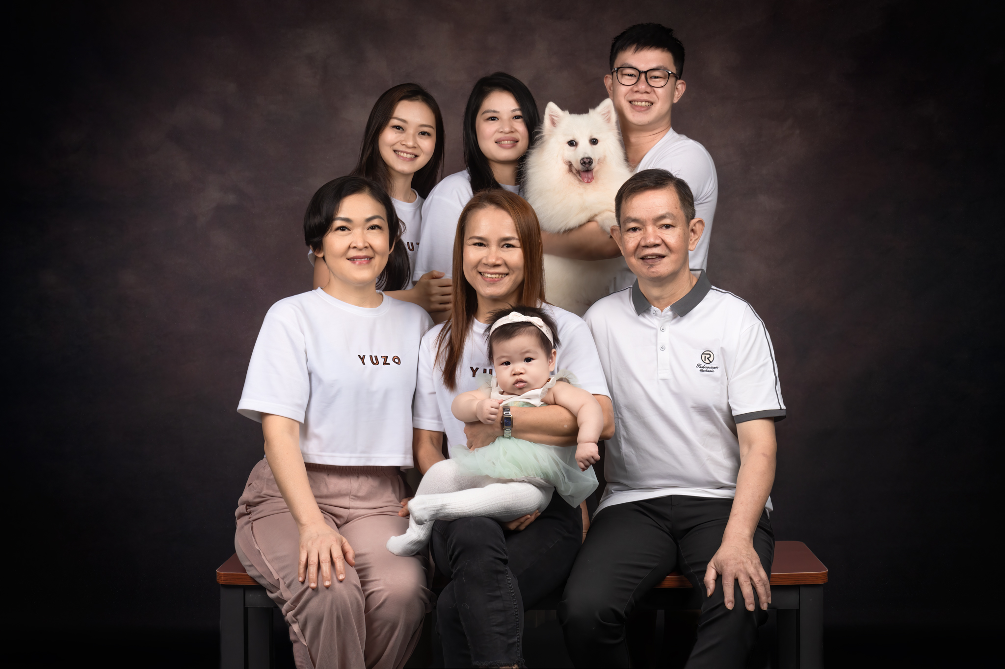 Magicdow Photography Celebrates Exceptional Family Portrait Services in Singapore