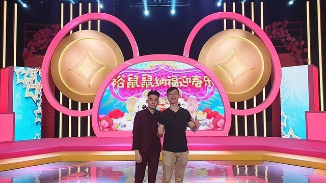 Singapore’s Modern Magician Weaves Stories of Wonder Through Digital Illusions